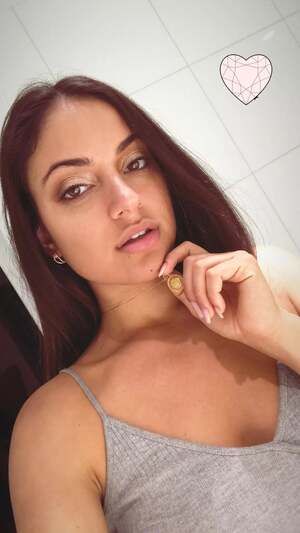 Inanna Sarkis nude 10