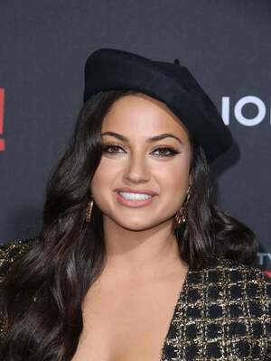 Inanna Sarkis nude 9