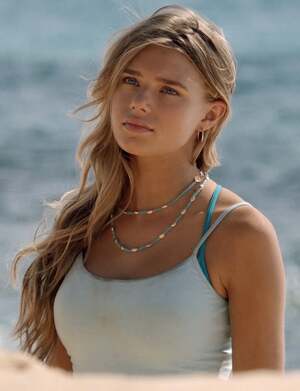 Indiana Evans nude 6