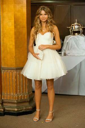 Indiana Evans nude 9