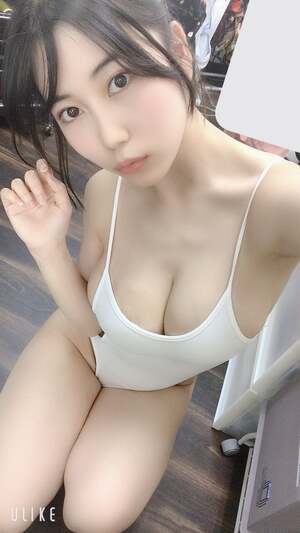 Io Iori nude 5
