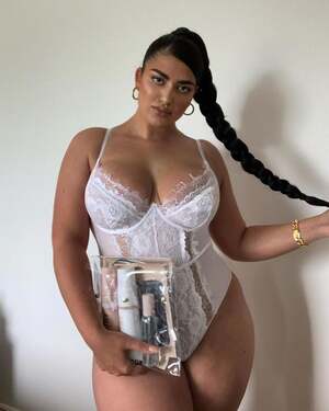Irena Drezi nude 7