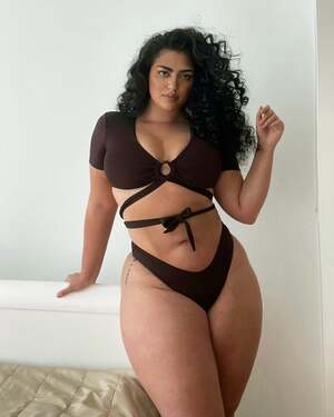 Irena Drezi nude 9