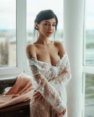 Irena Ortega nude 1