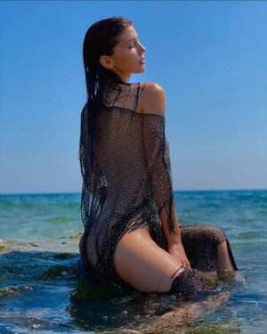 Irena Ortega nude 11