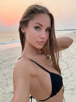 Irina Romus nude 11