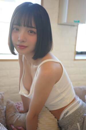 Iroha Hakata nude 4