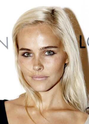 Isabel Lucas nude 5