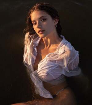 Isabella Kroon nude 9
