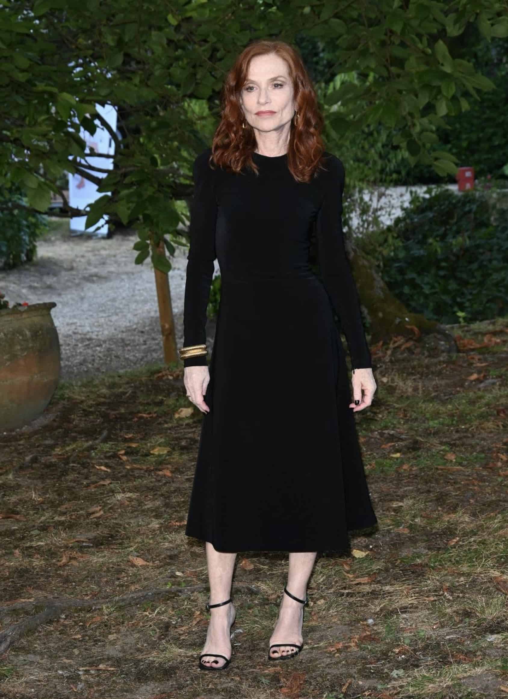 Isabelle Huppert nude 2