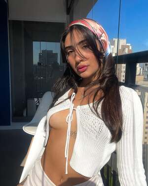 Ivy Clark nude 7