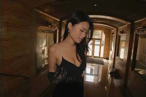 Ivy Tran nude 4
