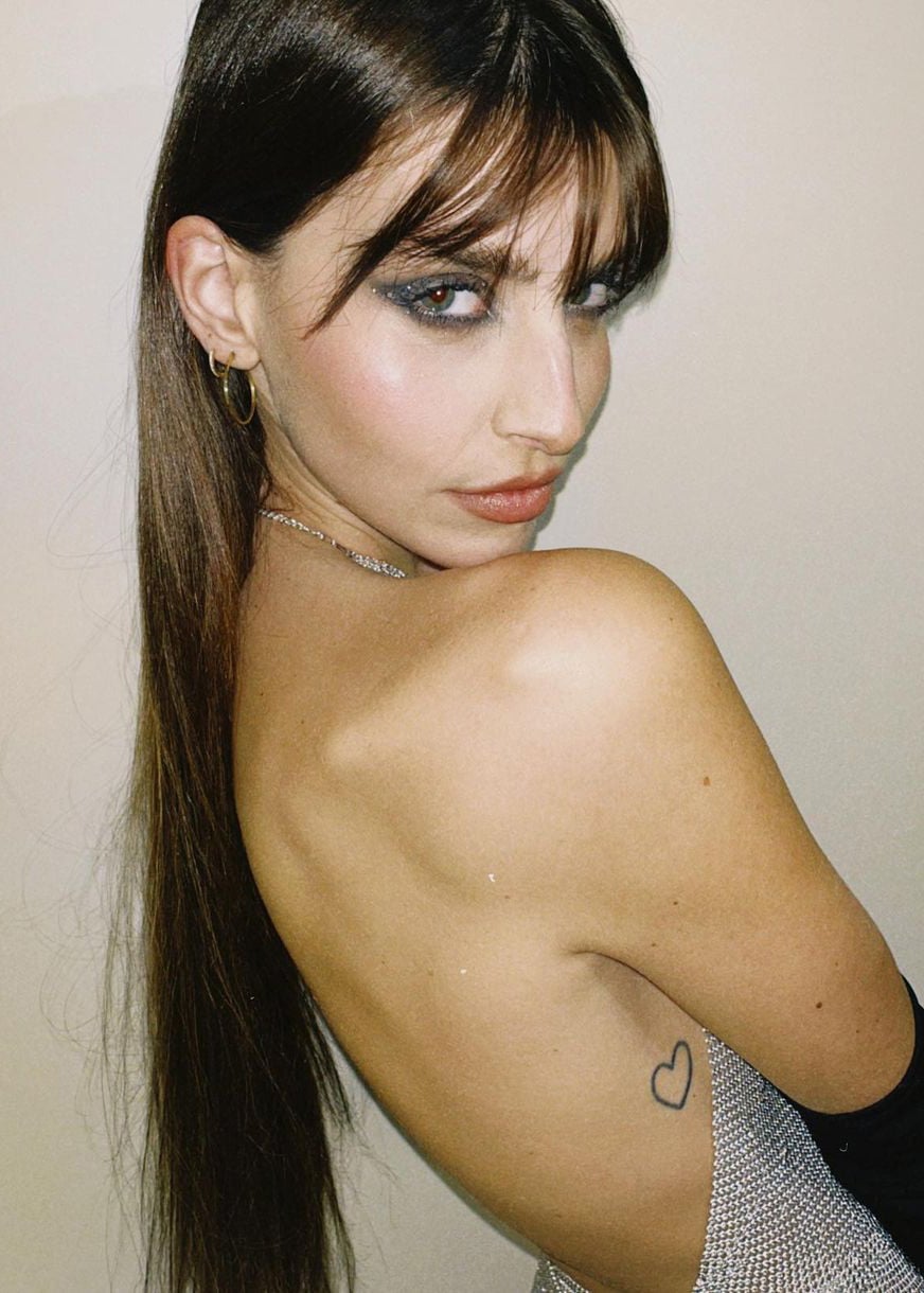 Iwanna Sarri nude 10