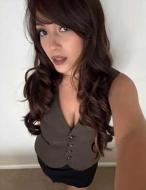 Izzy Ramzan nude 4