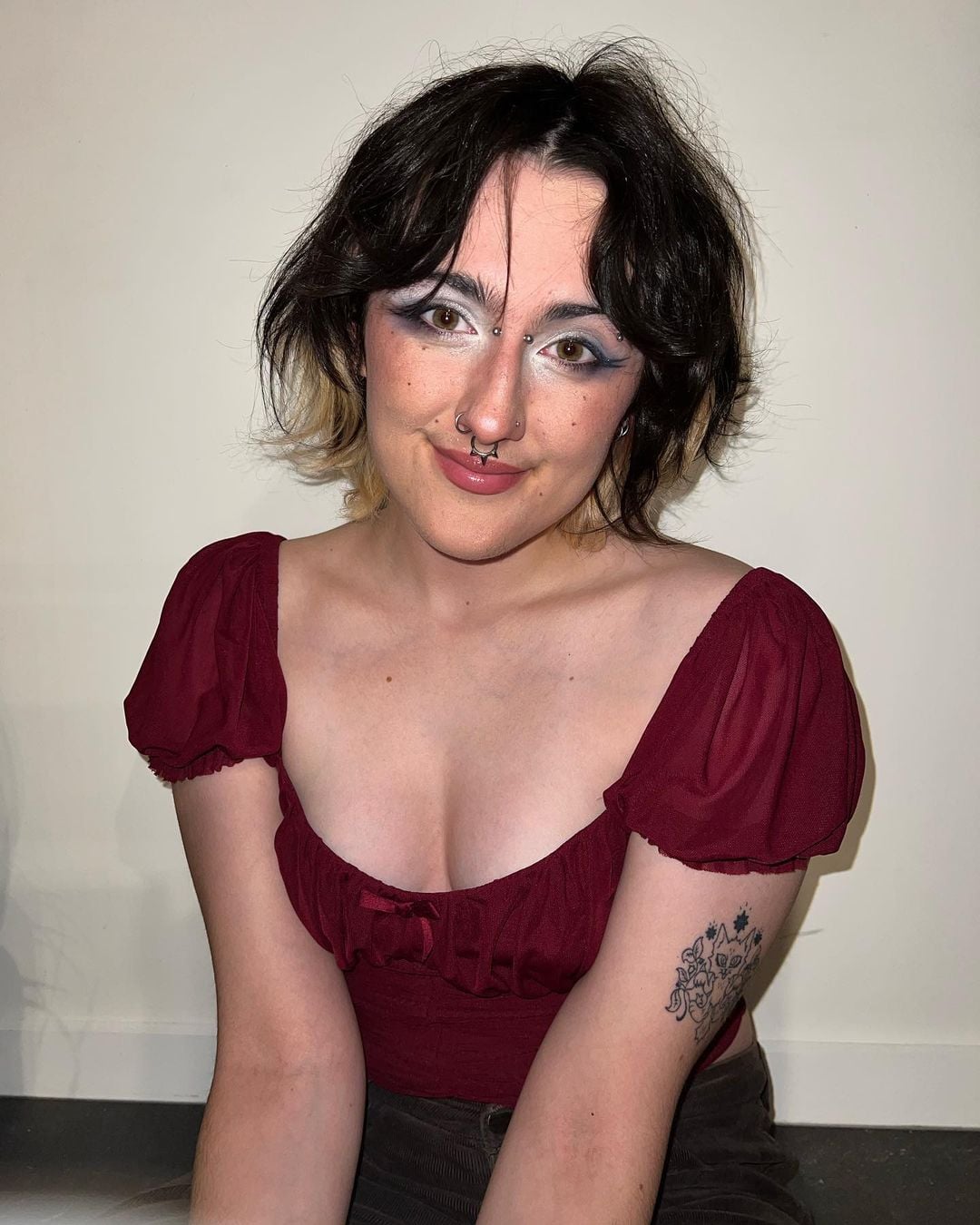 Izzzyzzz nude 3