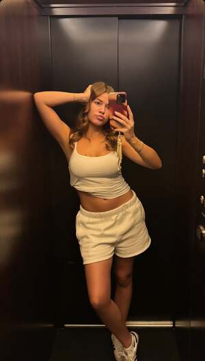 Jade Anna Van Vliet nude 9