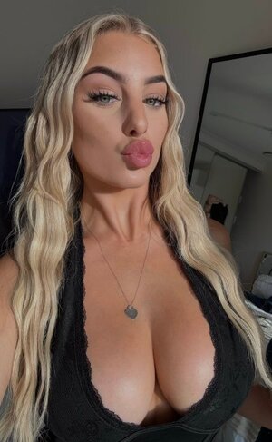 Jade Jacobs nude 10