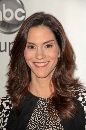 Jami Gertz nude 7