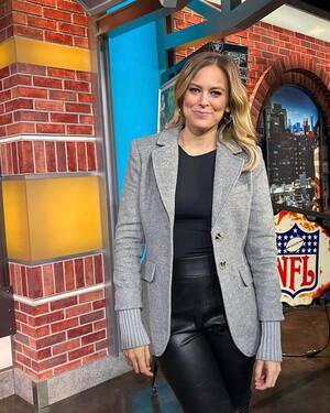 Jamie Erdahl nude 2