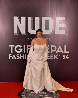 Jane Dipika Garrett nude 6