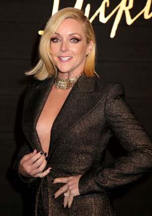 Jane Krakowski nude 8