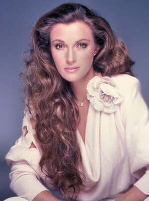 Jane Seymour nude 9