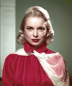 Janet Leigh nude 10