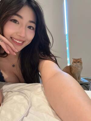 Janet Rose Xu nude 10