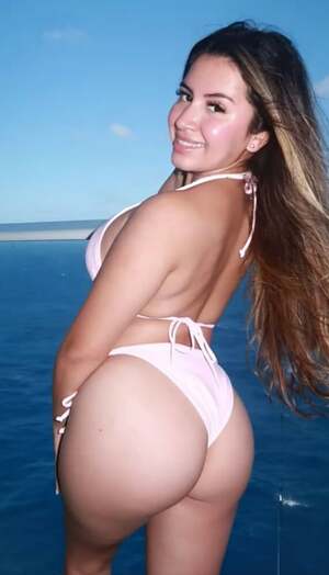 Janexy Sanchez nude 12