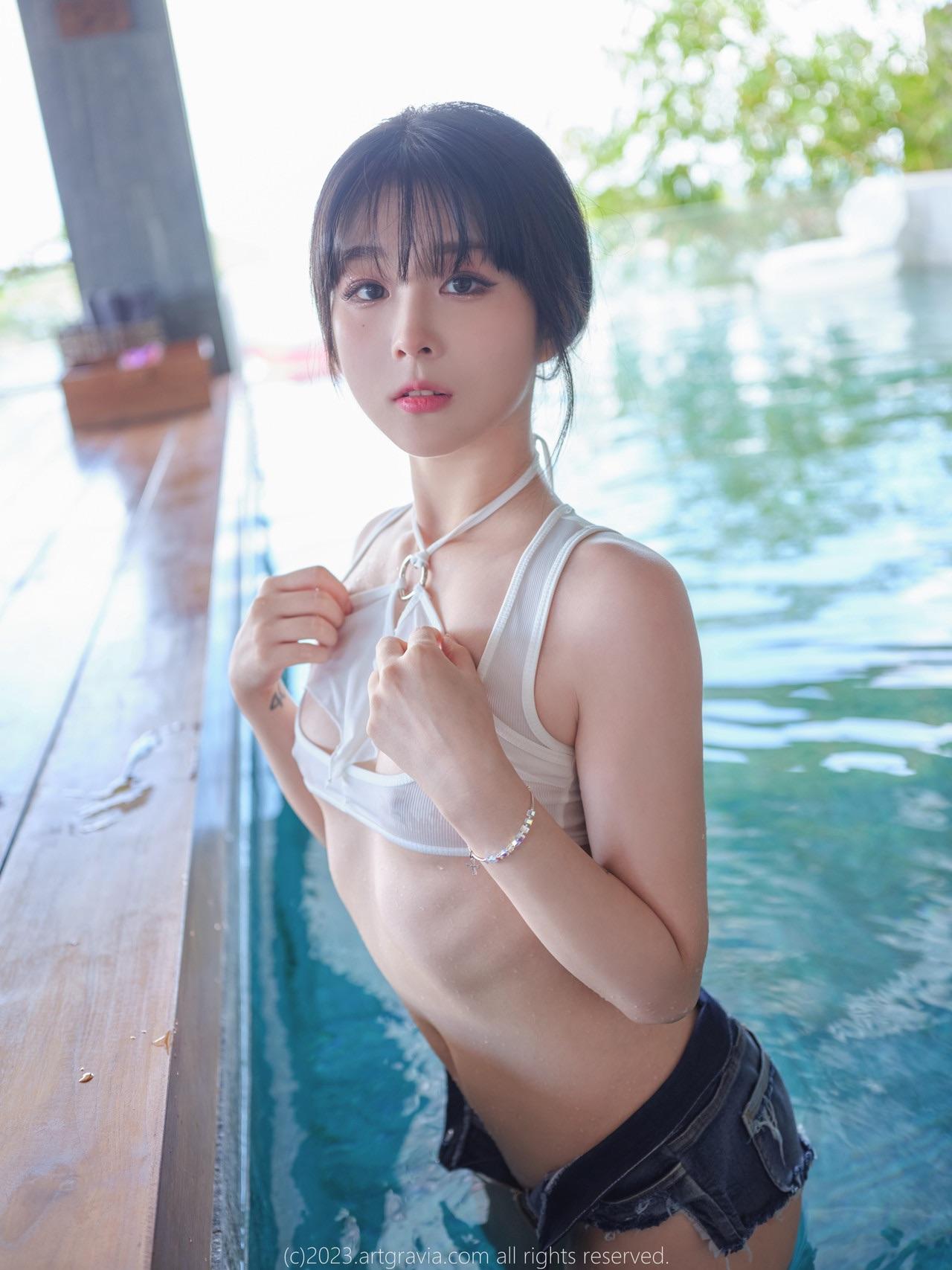 Jang Joo nude 6