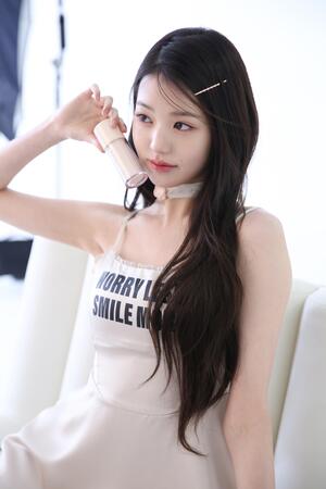 Jang Won-young nude 9