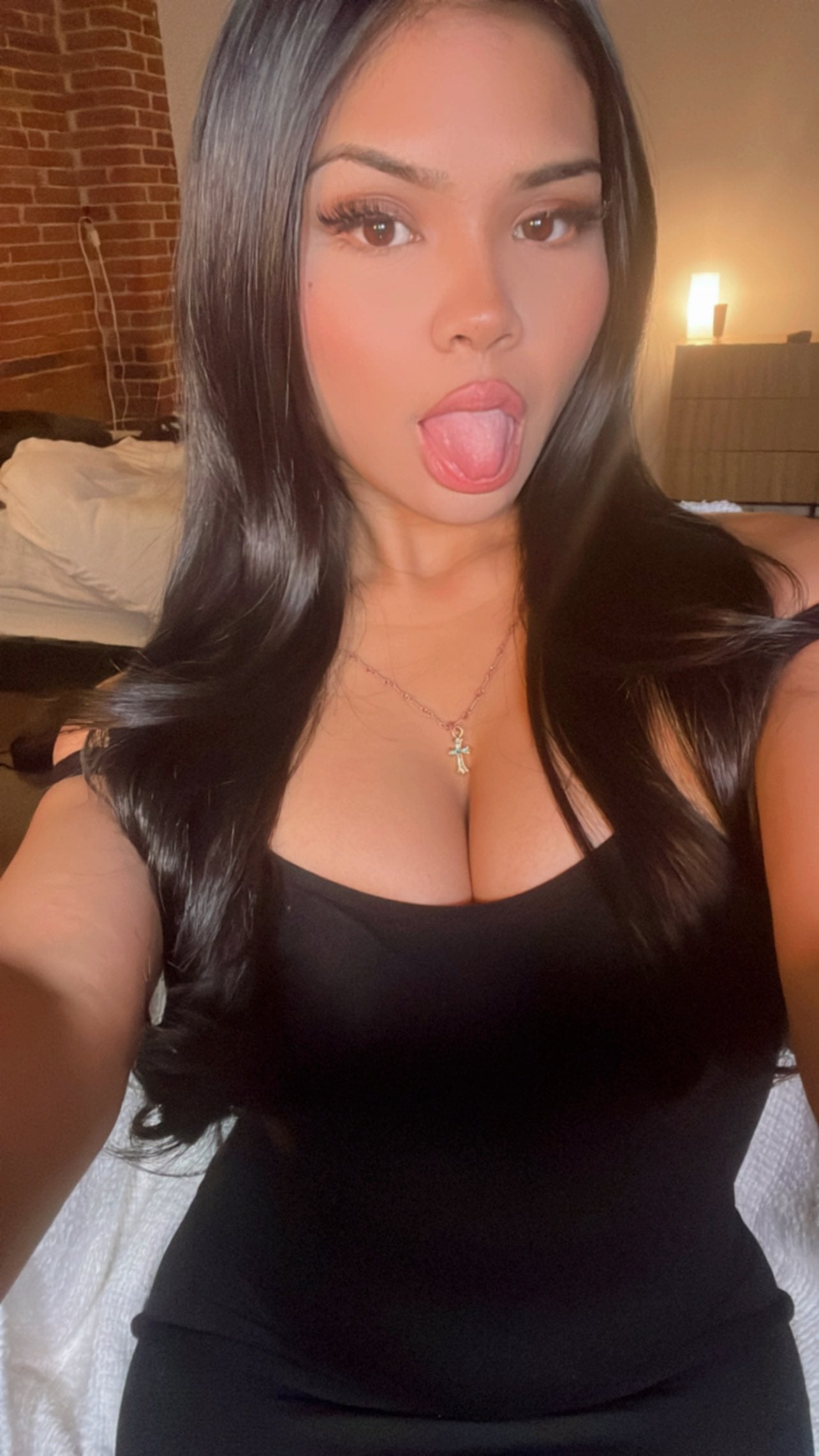 Janifest nude 11