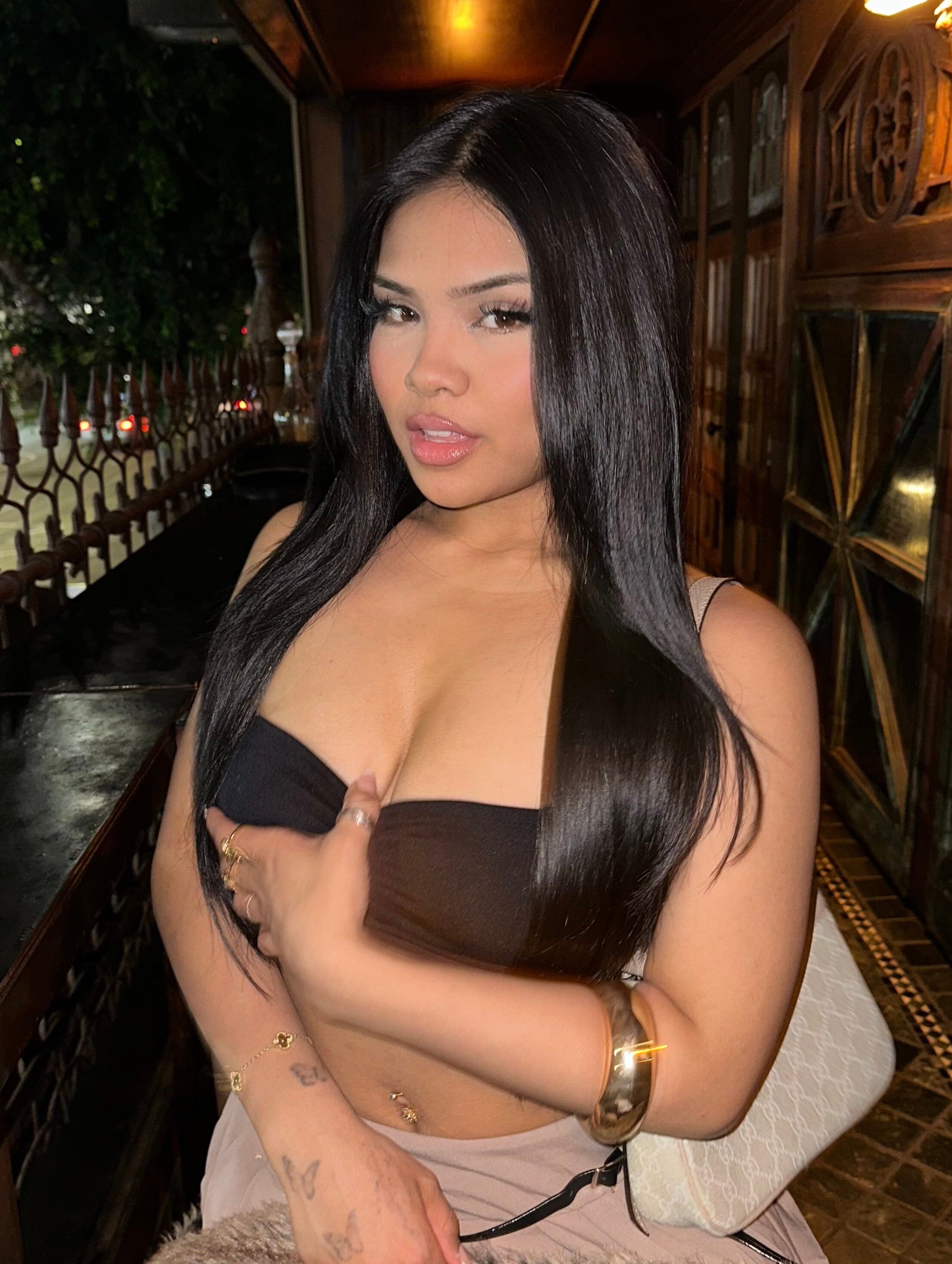 Janifest nude 7