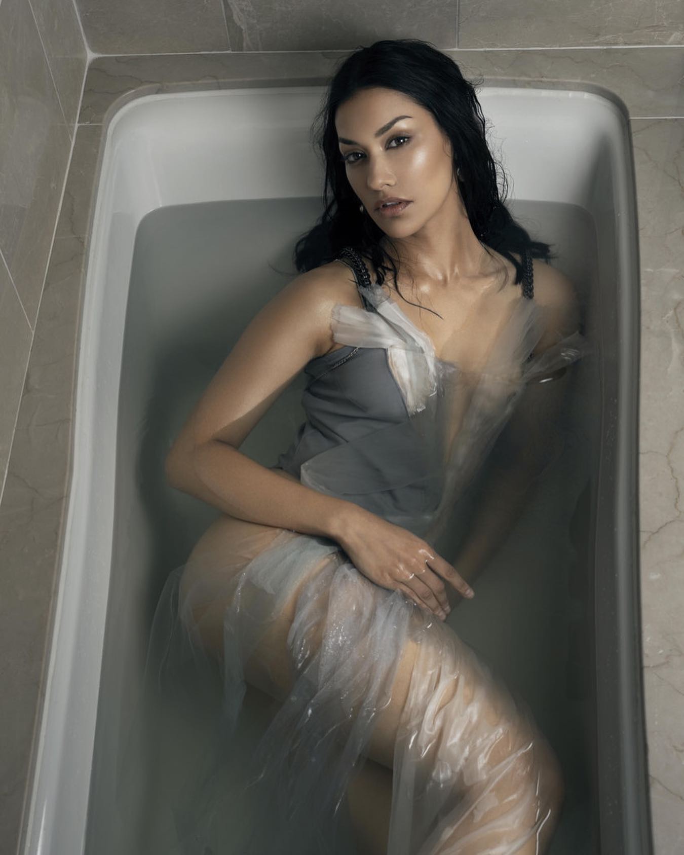 Janina Gavankar nude 8