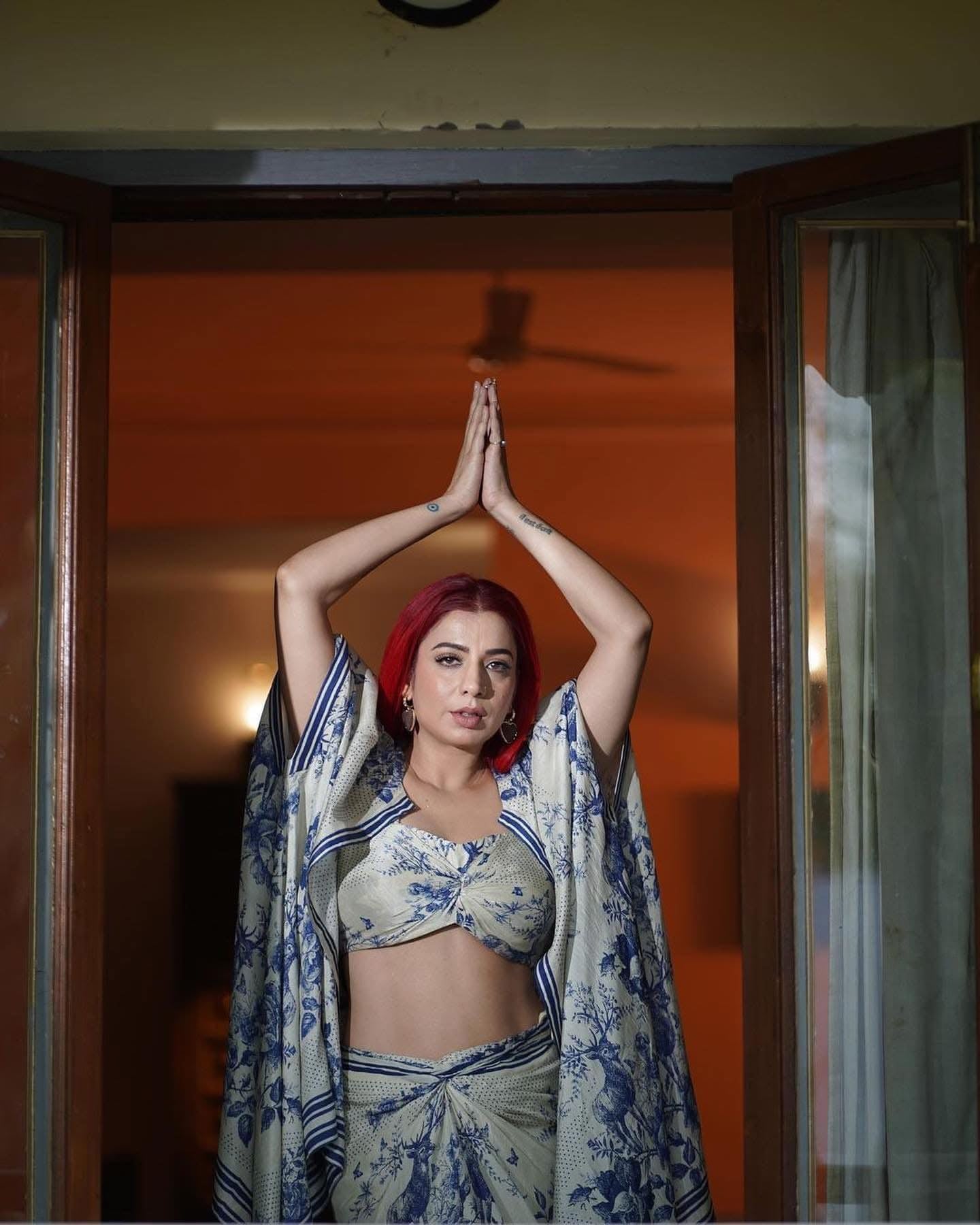Jasmine Sandlas nude 4