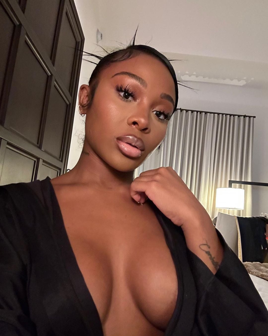 Jayda Cheaves nude 3