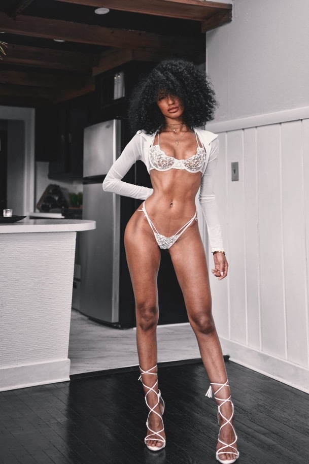 Jaye Carrero nude 1