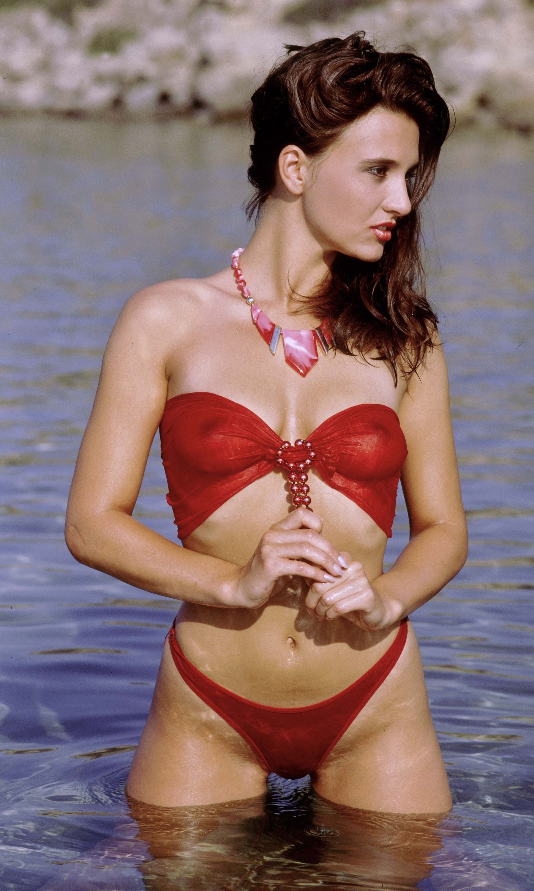 Jayne Middlemiss nude 4