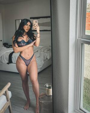 Jazmin Pineda nude 7