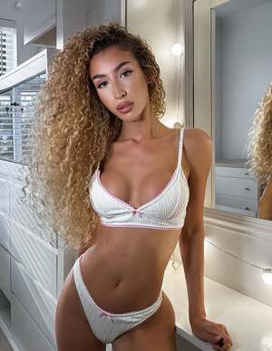 Jazmine Dyer nude 8