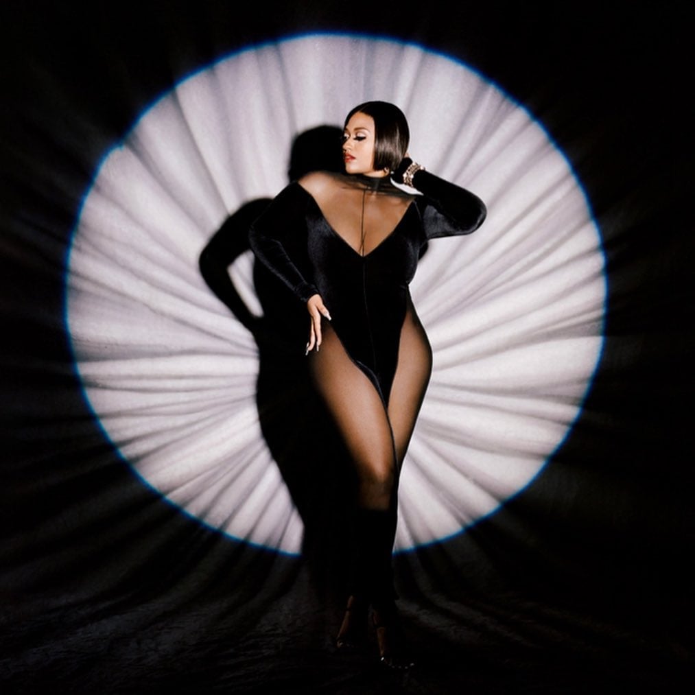 Jazmine Sullivan nude 6