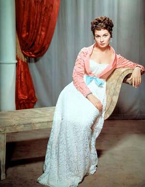 Jean Simmons nude 3