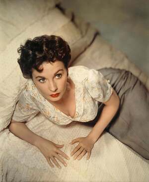 Jean Simmons nude 8