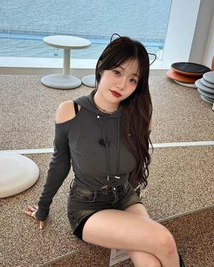 Jeewon nude 10