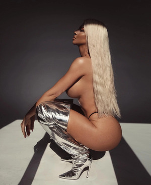 Jelena Karleusa nude 10
