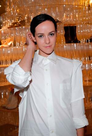 Jena Malone nude 9