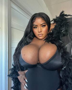 Jenelle Tucker nude 6