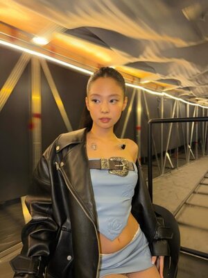 Jennie Kim nude 11