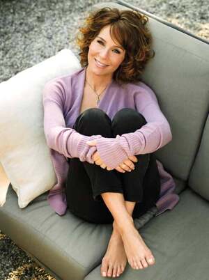 Jennifer Grey nude 9