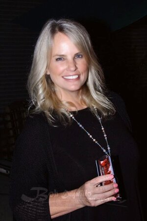Jennifer Runyon nude 5